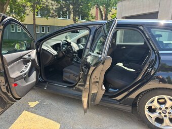 FORD FOCUS 2.0 TDCI Titanium A/T Sony NAVI / LED/ 150PS/Ťažn - 6