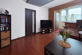 Dvojgarsónka po kompletnej rekonštrukcii na predaj - 6