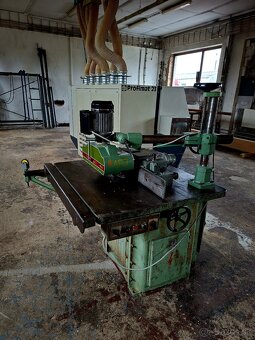 Fréza s podávačom - 6