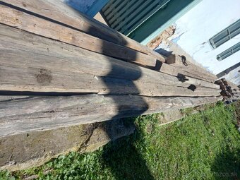 Staré ručne tesané krokvy - 6