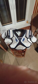 Hokejová výstroj - 6