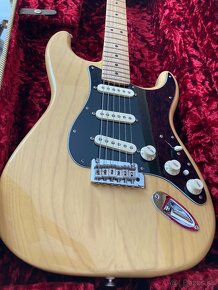 Fender Stratocaster Deluxe - 6