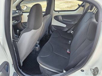 Toyota Aygo 1.0 benzín 95000km - 6