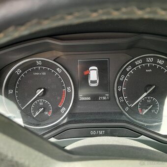 Predam Skoda Superb combi 3, r. 2015, 1.6 TDI 88kw - 6