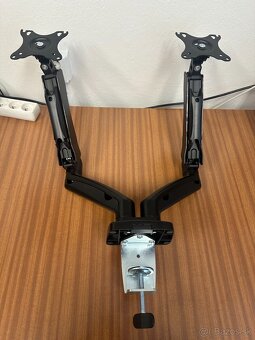 AlzaErgo Arm AR2.1 čierny držiak na 2 monitory - 6