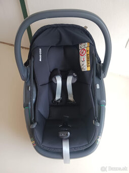 Vajicko Maxi-Cosi Coral 360 Essential Black - 6