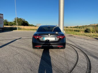 Alfa Romeo Giulia Q2 2.2 diesel 2016 edícia performance - 6