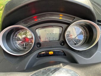 Piaggio mp3 300 2022 - 6