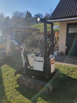 Bobcat e10 - 6