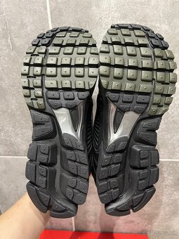 tenisky nike zoom vomero 5 - 6