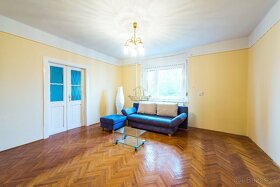 PEKNÝ POSCHODOVÝ RODINNÝ DOM - 6