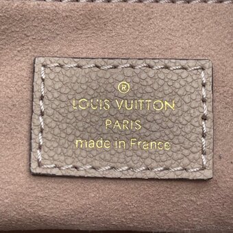 Kožená kabelka L V - 6