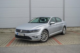 Volkswagen Passat Sedan B8 GTE - 6