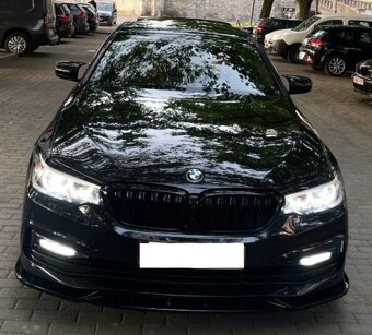 CIERNA MASKA GRIL BMW rad 5 model G30 G31 G38 - 6