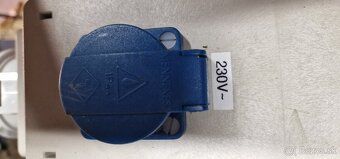 Rozvádzač 400V 230V 24V - 6