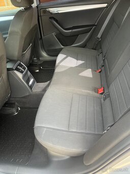 Škoda Octavia 3 Combi 1.6 81kw DSG - 6