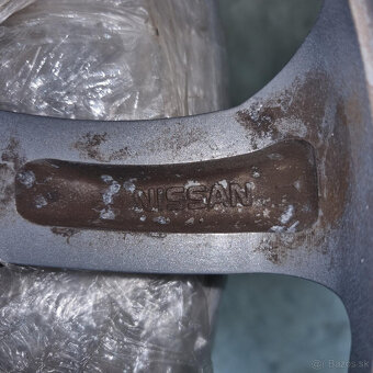Nissan disky 5x114,3 R17 7J ET47 - 6