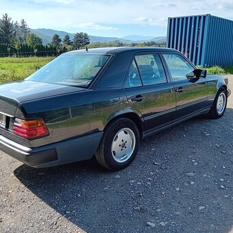 Mercedes-Benz w124 200E - 6