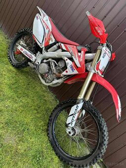 HONDA CRF 250R - 6