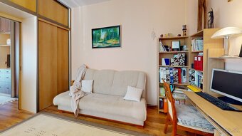 Rodinný dom s výhľadmi na hrad, 3 terasy + 2 polyfunkcie - 6