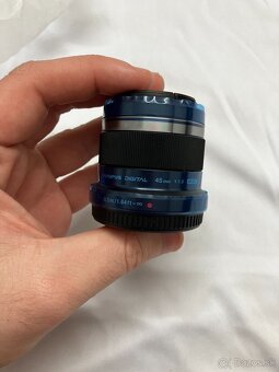 Olympus M.Zuiko Digital 45mm f/1.8 - 6