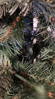 Umelý vianočný stromček - 6