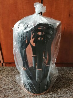 sada kuchynského náradia - 6