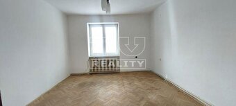 Znížená cenaNa predaj priestorný 3 izbový byt s... - 6