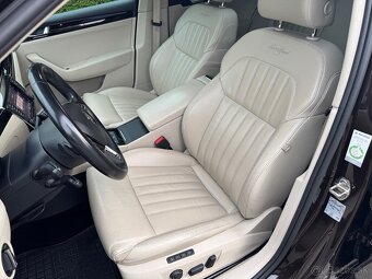 Škoda Superb Combi 2.0 TDI Laurin & Klement 4x4 DSG - 6