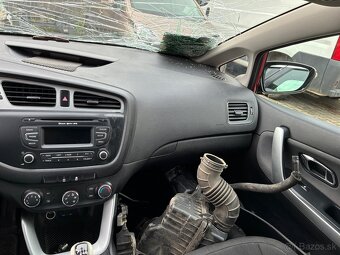 Predám Kia Ceed 2013– 1.6 benzín 99kw - 6