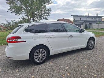 Peugeot 308SW - 6