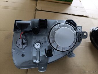 P+L predný svetlomet Hyundai Santa Fe I - 6