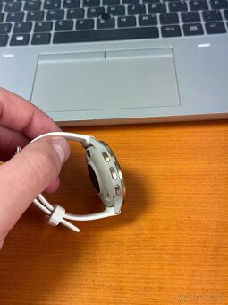 Garmin Venu 3s Gold - 6