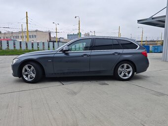 BMW Touring 330D Luxury line - 6