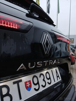 Renault Austral 1.3 mHEV 160 Iconic CVT - 6