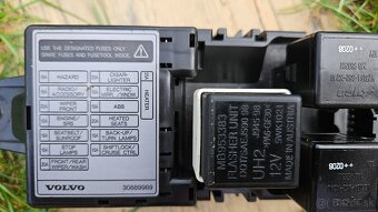 Volvo V40, S40 - auto diely - 6