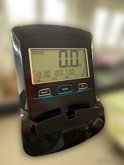 -- NOVÝ BEZMOTOROVÝ BEŽECKÝ PÁS -- - 6