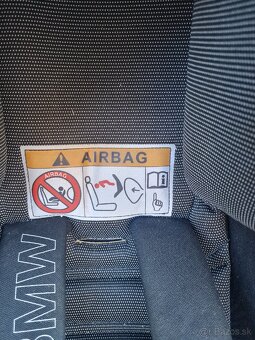 BMW autosedačka +základňa - 6