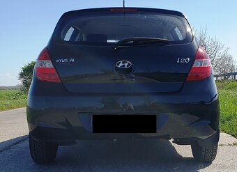 Hyundai i20 1,2i 78k, klimatizácia, kúpené v SR, 2011 - 6