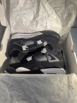 Jordan 4 white thunder - 6