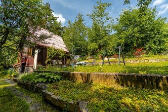 Záhrada s chatou na Bukovci - 6