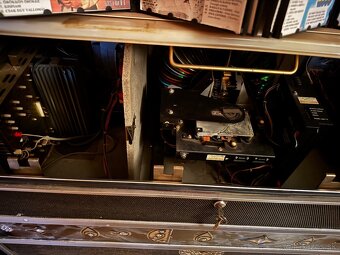 Jukebox - 6