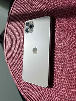 Predám iPhone 11 pro max - 6