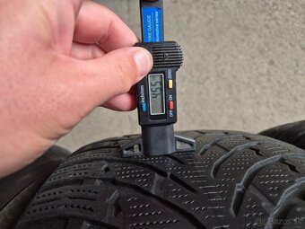 255/60 r18 zimné 4 ks NOKIAN dezén 5,9-4,5 mm - 6