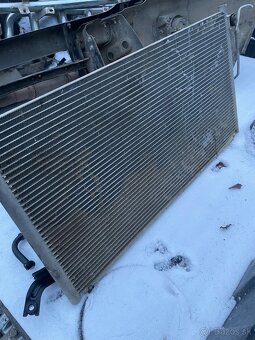 Predám diely Nissan patrol y61 - 6