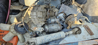 Lada Niva  1,6 motor - kolesá - diely - 6