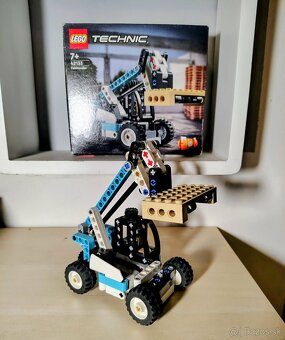 Jurassic World - dinosaury - 6