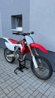 Honda CRF 250 r - 6