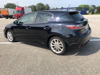 Predam Lexus CT 200h - 6