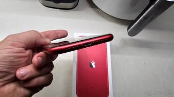 Apple iPhone 11 red 64GB - nová batéria - 6